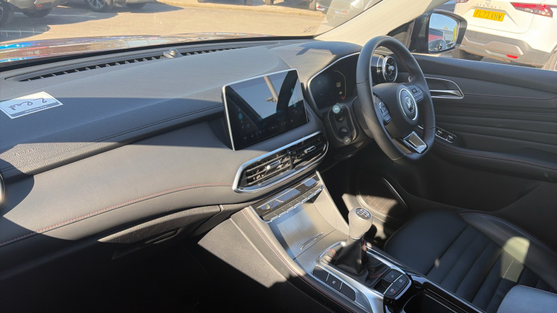 MG HS 1.5 T-GDI Trophy 5dr Petrol Hatchback